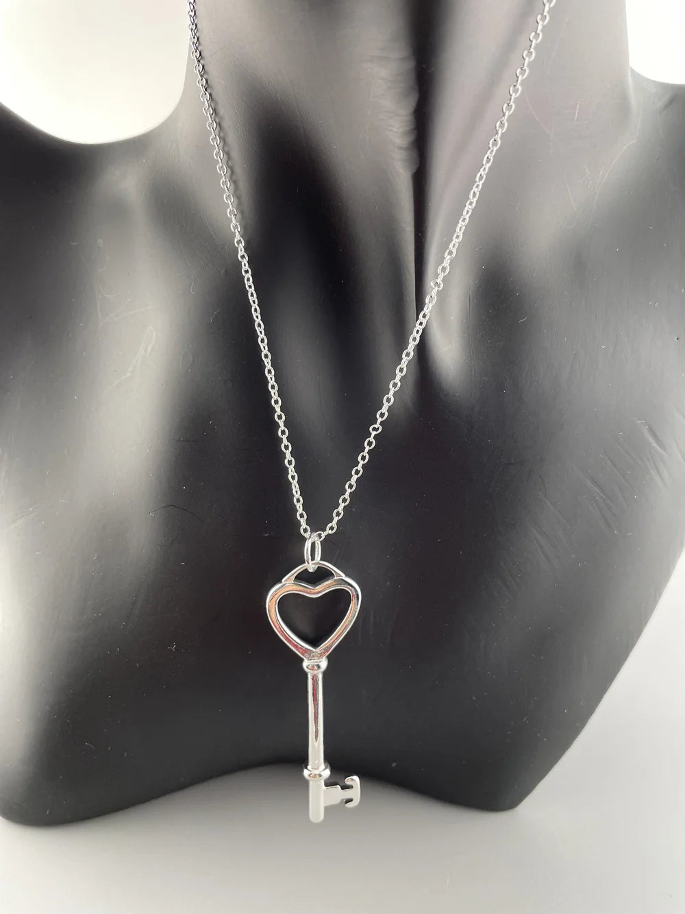 925 Sterling Silver Key Pendant Necklace