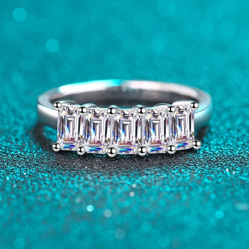 2.5CT Emerald Cut Moissanite Wedding Band