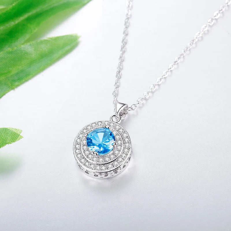 Elegant Round Zircon Pendant Necklace in Silver