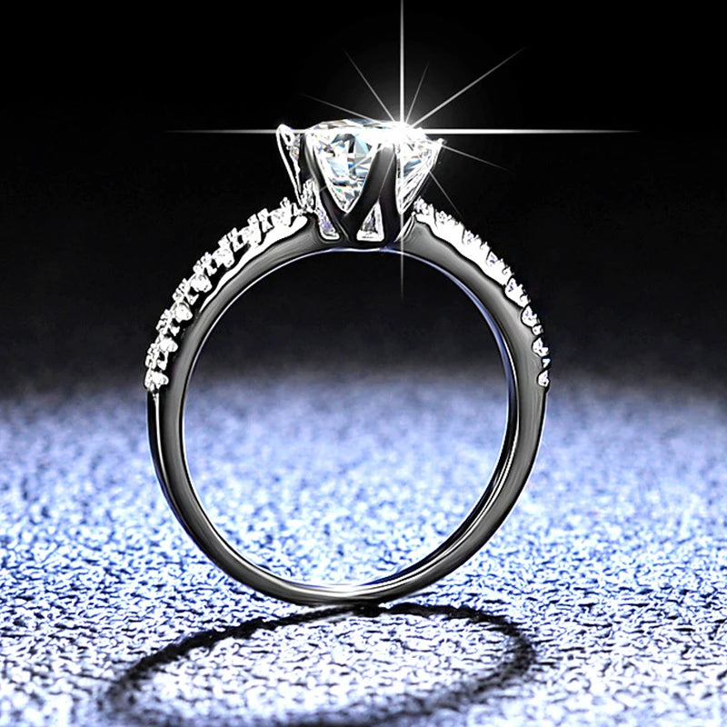 1CT Round-Cut Moissanite Engagement Ring